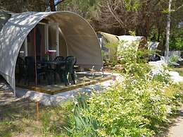 Glamping Tent With a View of Lake Trasimeno