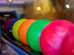 Modern Chalet With two Bathrooms, in a Holiday Park at 1.5 km. From th