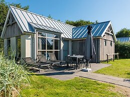 Modern Chalet With two Bathrooms, in a Holiday Park at 1.5 km. From th