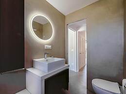 Delightful Apartment in Saint Tropez With Swimming Pool