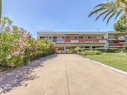 Delightful Apartment in Saint Tropez With Swimming Pool