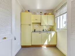 Delightful Apartment in Saint Tropez With Swimming Pool