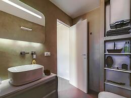 Delightful Apartment in Saint Tropez With Swimming Pool