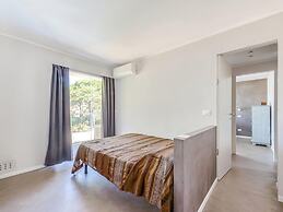 Delightful Apartment in Saint Tropez With Swimming Pool