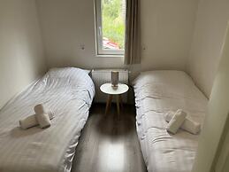 Enticing Chalet Beachside