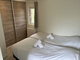 Enticing Chalet Beachside