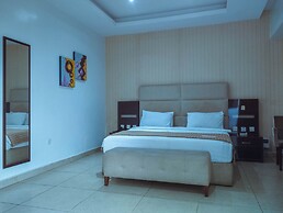 Fullmoon Hotels Owerri