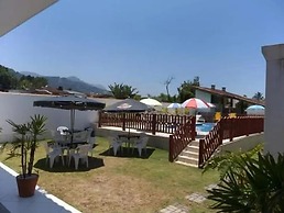 POUSADA TANI COM PISCINA em MARESIAS