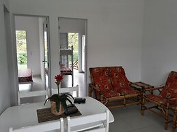 POUSADA TANI COM PISCINA em MARESIAS