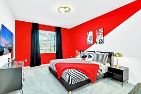 UpstaySleeps20ThemeRoomsPoolHotTubTheatr