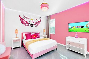 UpstaySleeps20ThemeRoomsPoolHotTubTheatr