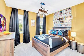 UpstaySleeps20ThemeRoomsPoolHotTubTheatr