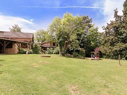 Heritage Gite in Aquitaine With Shared Pool
