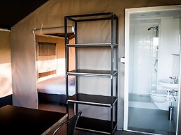 Comfortable Glamping Tent With Wifi in Limburg