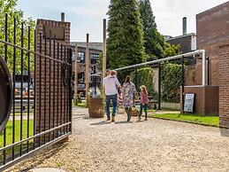 Comfortable Glamping Tent With Wifi in Limburg