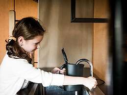 Comfortable Glamping Tent With Wifi in Limburg