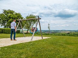 Comfortable Glamping Tent With Wifi in Limburg