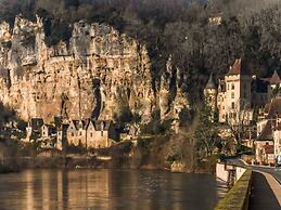 Cozy Vacation Home in Nouvelle-aquitaine