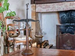 Cozy Vacation Home in Nouvelle-aquitaine