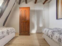 Cozy Vacation Home in Nouvelle-aquitaine