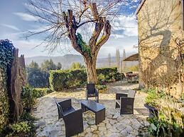 Cozy Vacation Home in Nouvelle-aquitaine