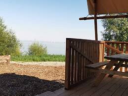 Cozy Tent Lodge With Sanitary Facilities