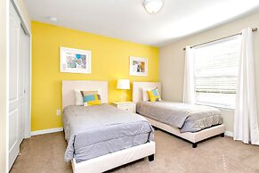 Upstay - Theater Games Sleeps 16 Pool