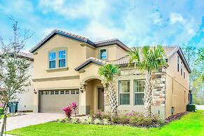 Upstay - Theater Games Sleeps 16 Pool