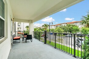 Stylish and New! 3br, Steps fr. Universal Drive