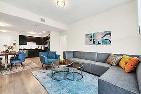 Stylish and New! 3br, Steps fr. Universal Drive