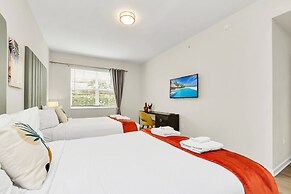 Stylish and New! 3br, Steps fr. Universal Drive