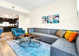 Stylish and New! 3br, Steps fr. Universal Drive