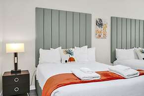 Stylish and New! 3br, Steps fr. Universal Drive