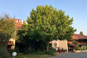 hotel la belle poule