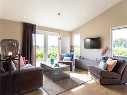 Modern Chalet With Dishwasher