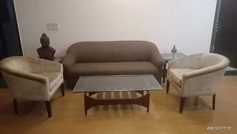 TAVISHA VILLA FILM CITY ROAD