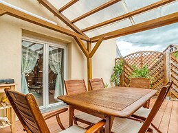 Swanky Cottage in Saasenheim With Balcony