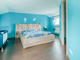 Swanky Cottage in Saasenheim With Balcony