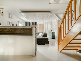 Swanky Cottage in Saasenheim With Balcony