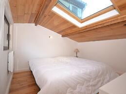 Villa With Swimming Pool Within the Luberon