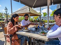 Captivating With Deco-fireplace