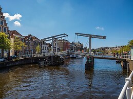 Captivating With Deco-fireplace