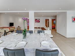 Beautiful Cottage in La Chaux With Jacuzzi
