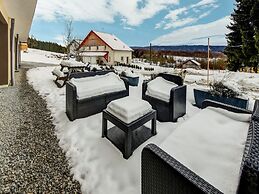 Beautiful Cottage in La Chaux With Jacuzzi