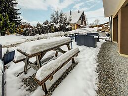 Beautiful Cottage in La Chaux With Jacuzzi