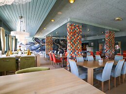 Cozy Chalet Near Beach at 600 m