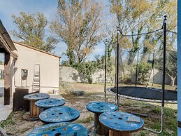 Villa With Swimming Pool in Sorgues