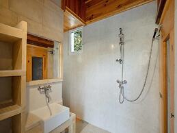 Superb House With Pool Near the Luberon