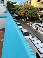 Plaza Nardos Hotel & Suites