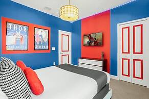 19 Guest Home w Pool Hot Tub Cinema BBQ